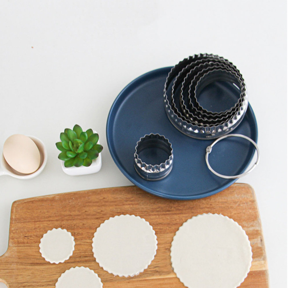 Cookie Cutter Set - 6-teiliges rundes Ausstechformen-Set aus Edelstahl mit